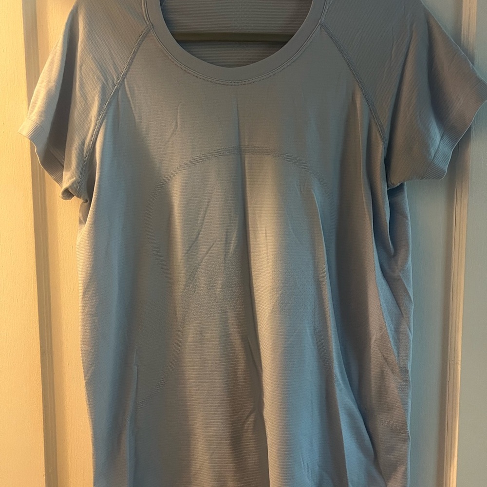 Lululemon Swiftly Tech Tee Women's Short Sleeve Tee